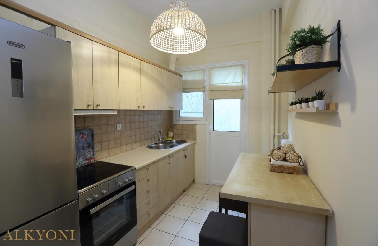 Melma Properties- Alkyoni Apartment By The Sea In Пирея Екстериор снимка
